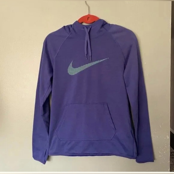 Nike woman’s hoodie - Picture 1 of 5
